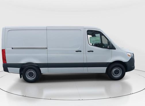 2025 Mercedes-Benz Sprinter 2500 Standard Roof