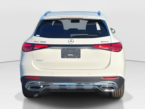 2026 Mercedes-Benz GLC 300 Base 4MATIC