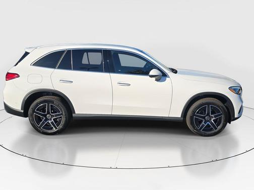 2026 Mercedes-Benz GLC 300 Base 4MATIC