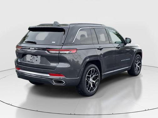 2024 Jeep Grand Cherokee 4xe Summit