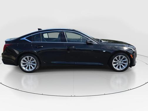 2022 Cadillac CT5 Luxury RWD