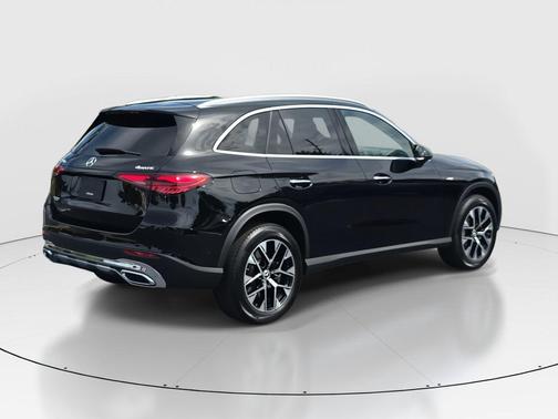 2025 Mercedes-Benz GLC 350e Base 4MATIC