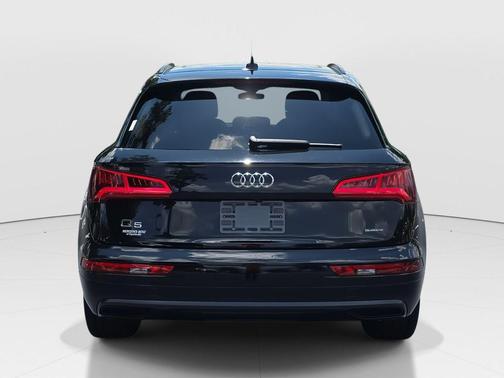 2019 Audi Q5 2.0T Premium Plus