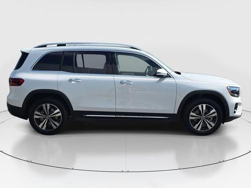 2025 Mercedes-Benz GLB 250 Base