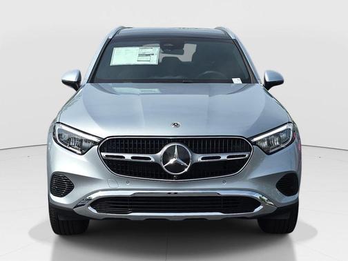 Cirrus Silver Metallic 2026 Mercedes-Benz GLC 300 Base