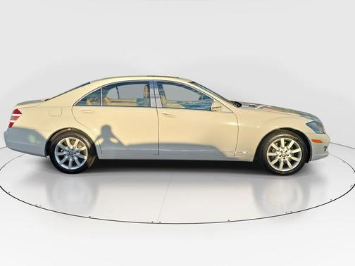 2008 Mercedes-Benz S-Class S 550 4MATIC