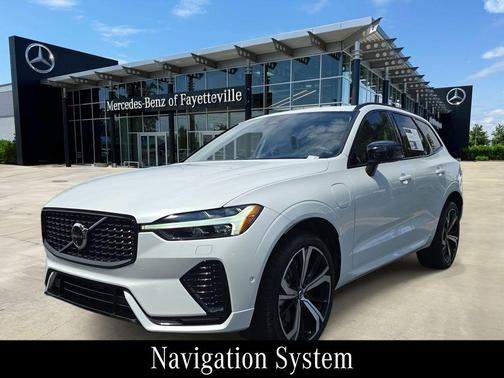 Crystal White 2025 Volvo XC60 Plug-In Hybrid T8 Ultra