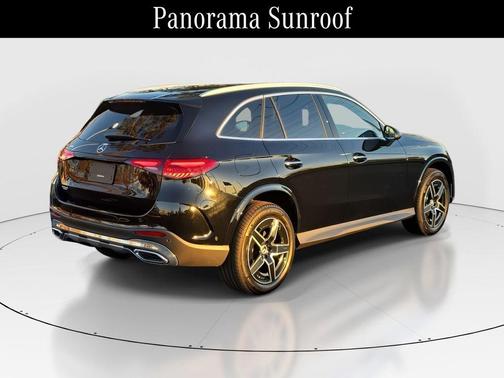 2026 Mercedes-Benz GLC 300 Base
