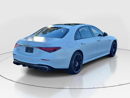 2026 Mercedes-Benz AMG S 63 E Base