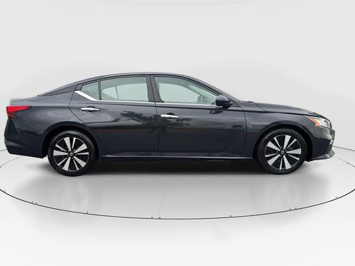 Storm Blue Metallic 2021 Nissan Altima 2.5 SV