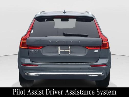 2022 Volvo XC60 Recharge Plug-In Hybrid T8 Inscription