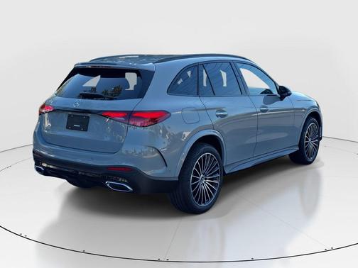 2026 Mercedes-Benz GLC 300 Base