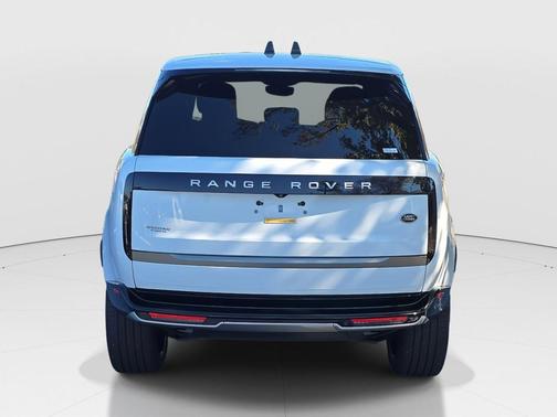 2023 Land Rover Range Rover P400 SE