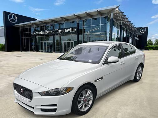 2017 Jaguar XE 25t Premium