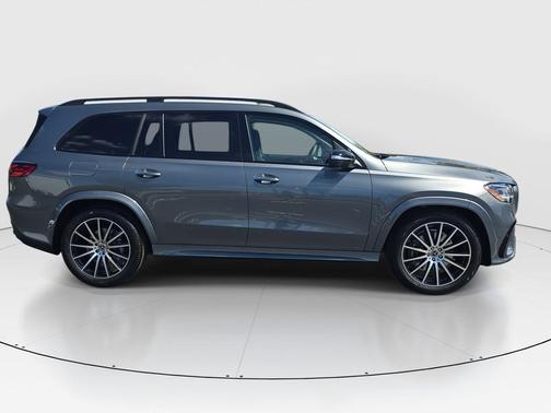 2026 Mercedes-Benz GLS 450 4MATIC