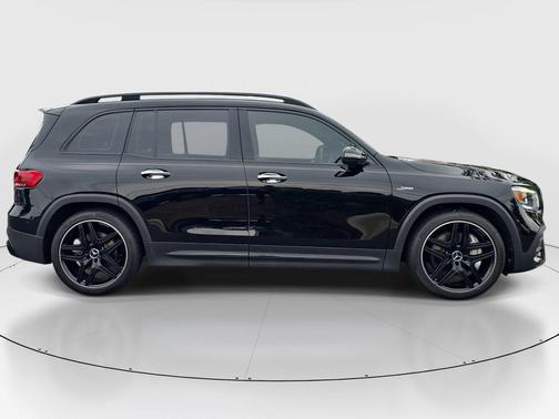 2022 Mercedes-Benz AMG GLB 35 Base