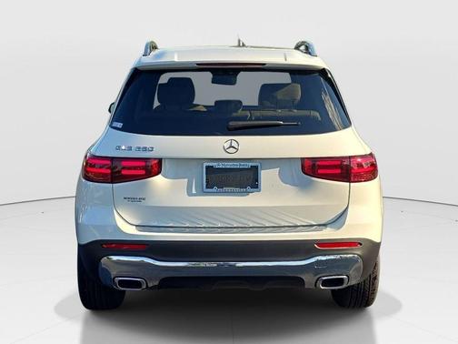 White 2026 Mercedes-Benz GLB 250 Base