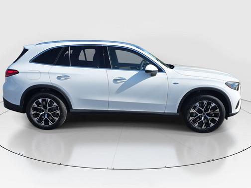 2025 Mercedes-Benz GLC 350e Base 4MATIC