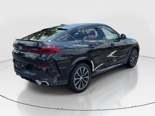 2024 BMW X6 xDrive40i