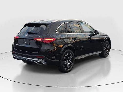 2026 Mercedes-Benz GLB 250 