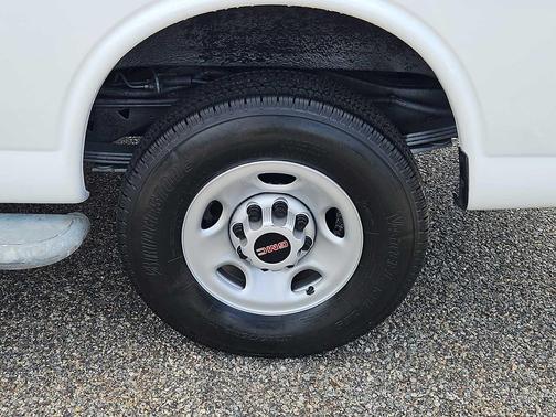 Summit White 2024 GMC Savana 2500 Work Van