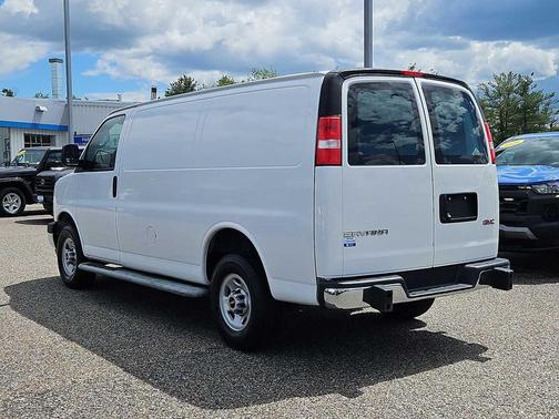 Summit White 2024 GMC Savana 2500 Work Van