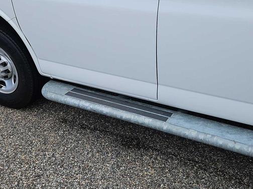 Summit White 2024 GMC Savana 2500 Work Van