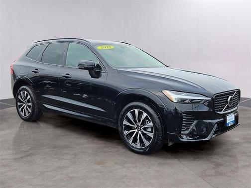 2025 Volvo XC60 B5 Core