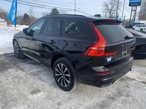 2025 Volvo XC60 B5 Core