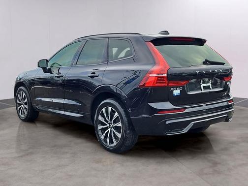 2025 Volvo XC60 B5 Core
