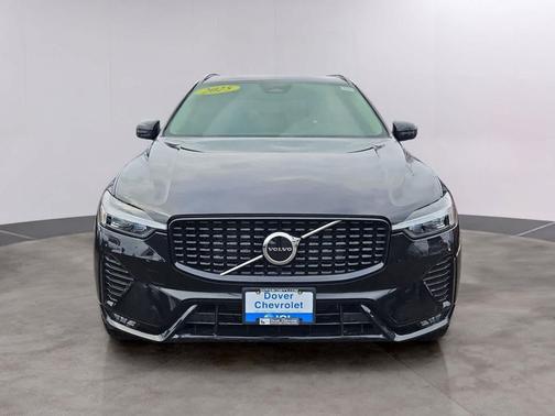 2025 Volvo XC60 B5 Core