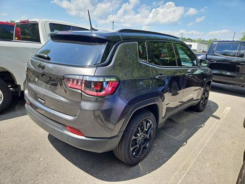 2023 Jeep Compass Latitude
