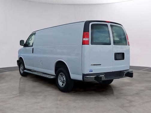 2024 Chevrolet Express 2500 RWD 2500 Regular Wheelbase WT
