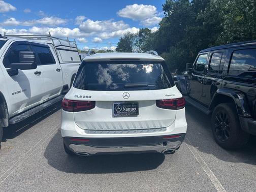 2021 Mercedes-Benz GLB 250 4MATIC