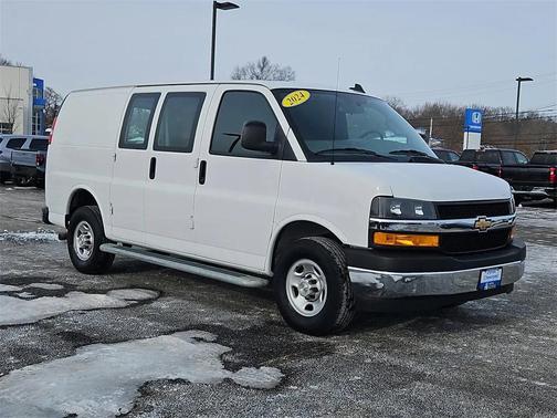 2024 Chevrolet Express 2500 RWD 2500 Regular Wheelbase WT