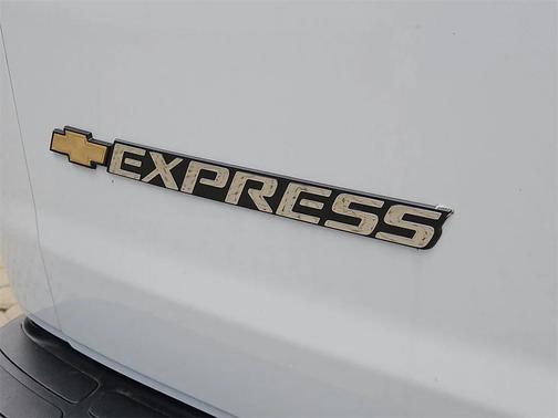 2025 Chevrolet Express 2500 RWD 2500 Regular Wheelbase WT