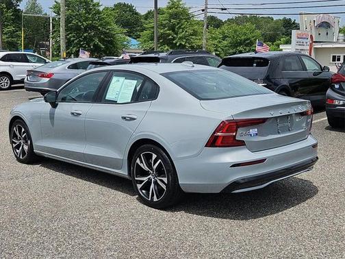 2025 Volvo S60 B5 Core
