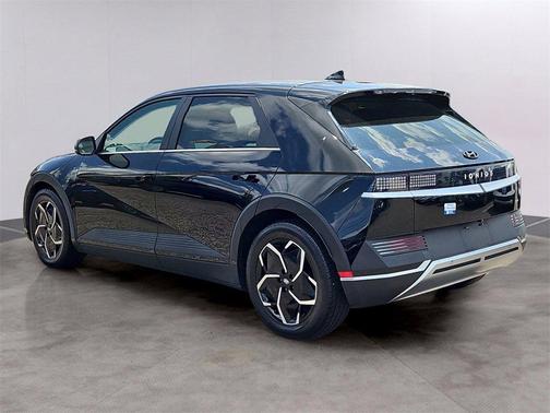 2022 Hyundai IONIQ 5 SE
