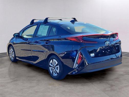 2021 Toyota Prius Prime LE