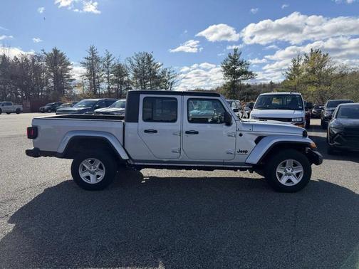 2023 Jeep Gladiator Sport S