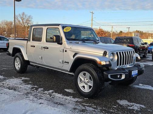2023 Jeep Gladiator Sport S
