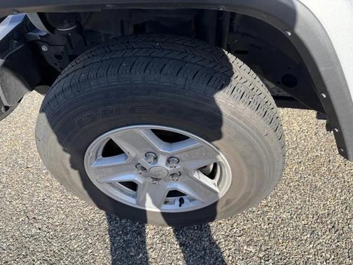 2023 Jeep Gladiator Sport S