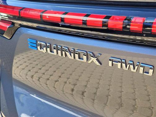 2025 Chevrolet Equinox EV LT
