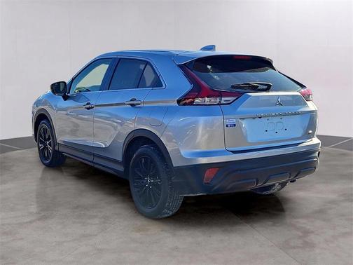2025 Mitsubishi Eclipse Cross LE