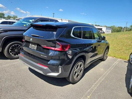 2023 BMW X1 xDrive28i