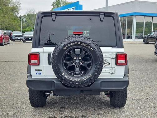 2022 Jeep Wrangler Willys