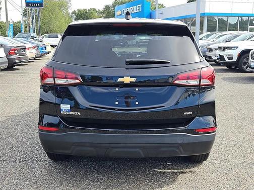 2022 Chevrolet Equinox LS