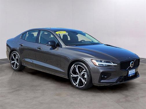 2025 Volvo S60 B5 Core