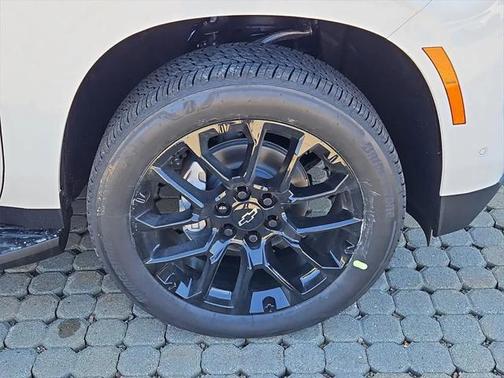 2025 Chevrolet Tahoe LS