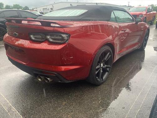 2022 Chevrolet Camaro RWD Convertible LT1